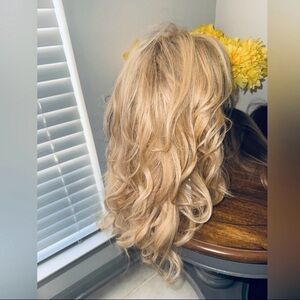 Human Hair Wig by Raquel Welch Hand Tied Top Blonde Rooted STUNNING HIGH-END WIG